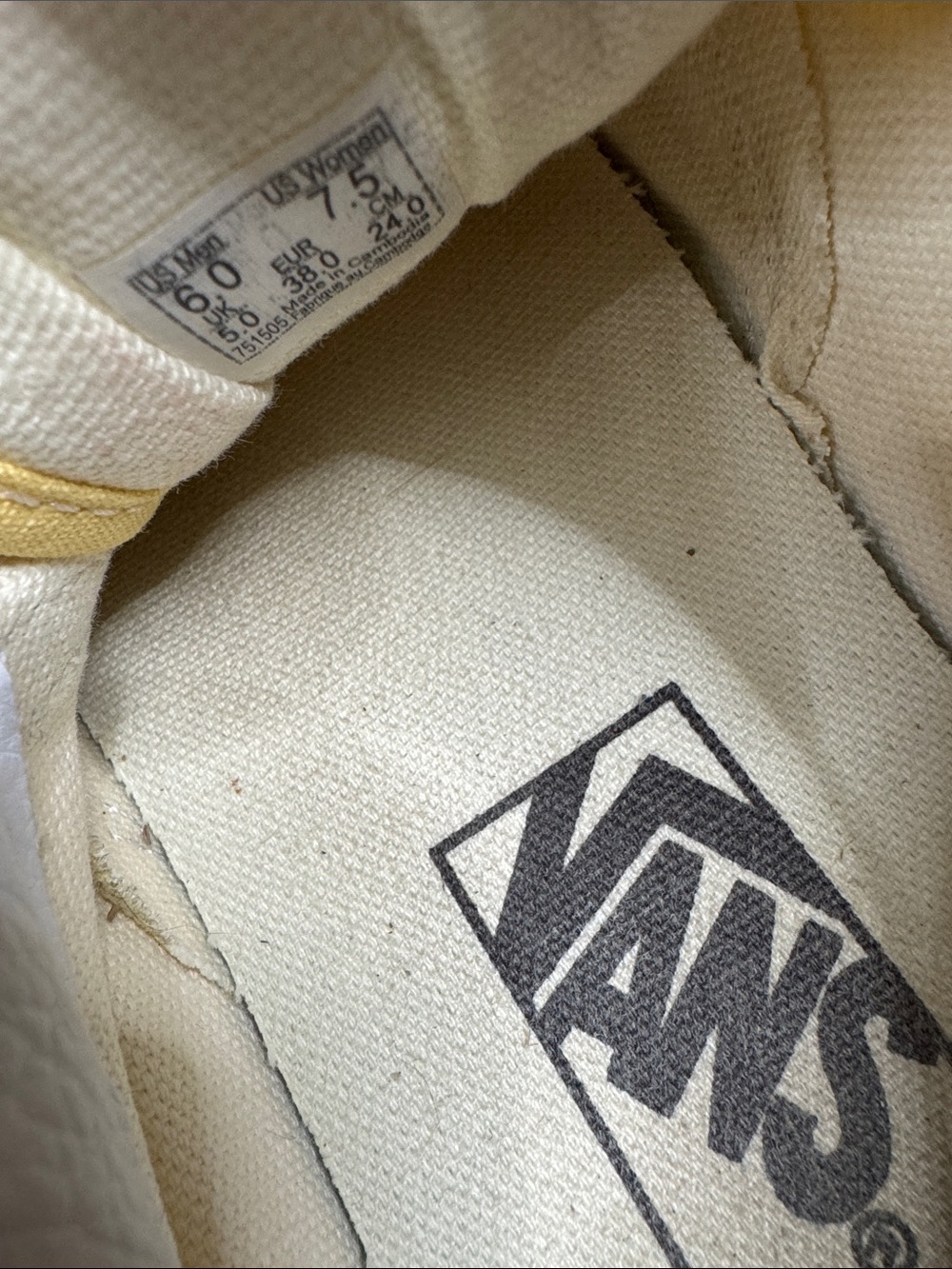 Vans Yellow Low-Top Canvas and suede Sneakers White Stripe logo EUC 7.5 - Picture 10 of 13